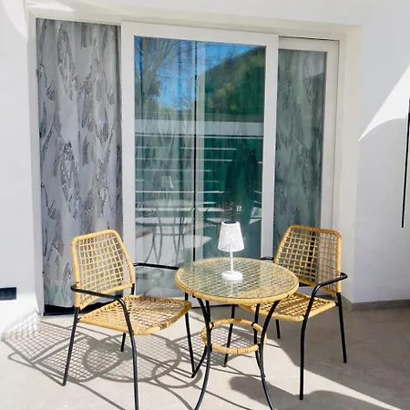 Διαμέρισμα Lera's Apartments, Bilocale Luminoso E Confortevole Quartu SantʼElena